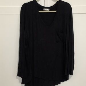 89th & Madison Black Long Sleeve Top